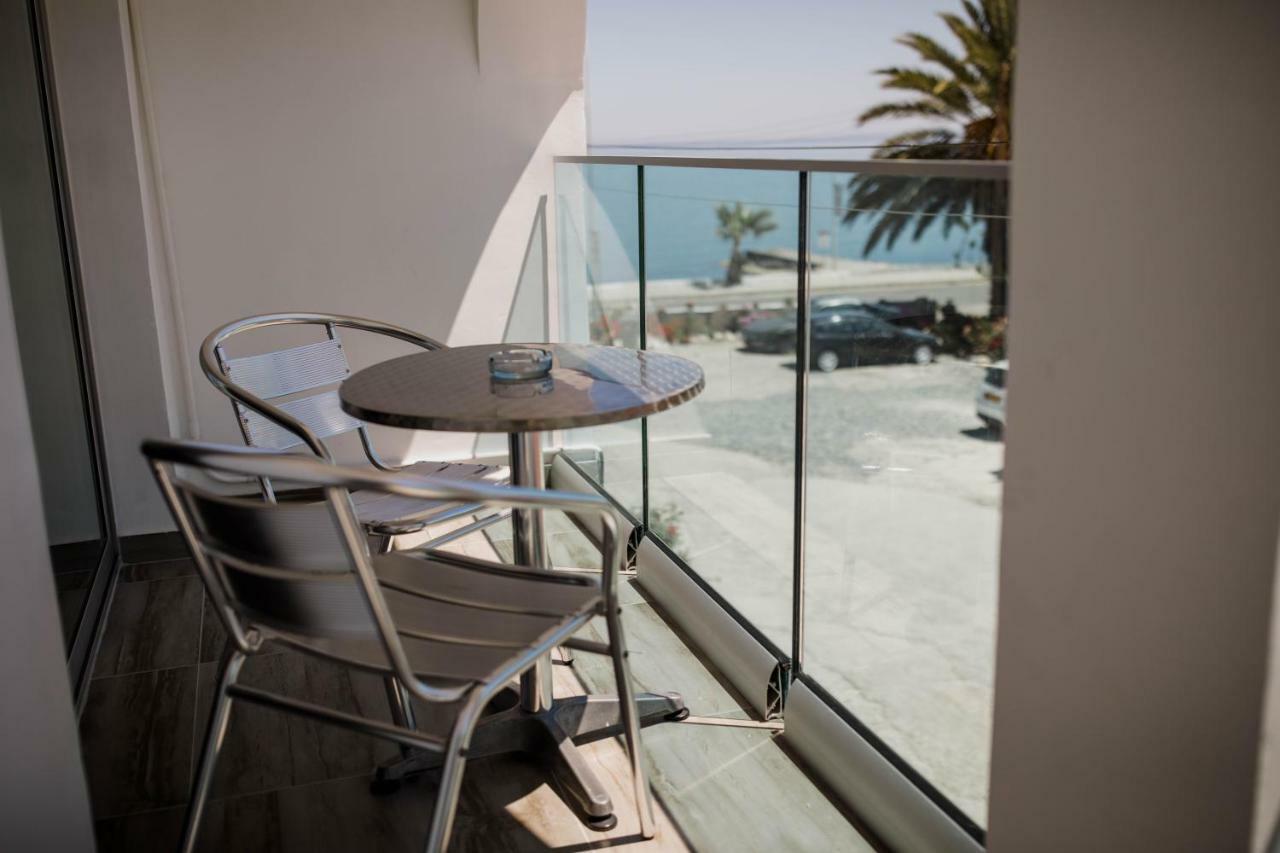 Twins Apartments Pyrgos Dış mekan fotoğraf