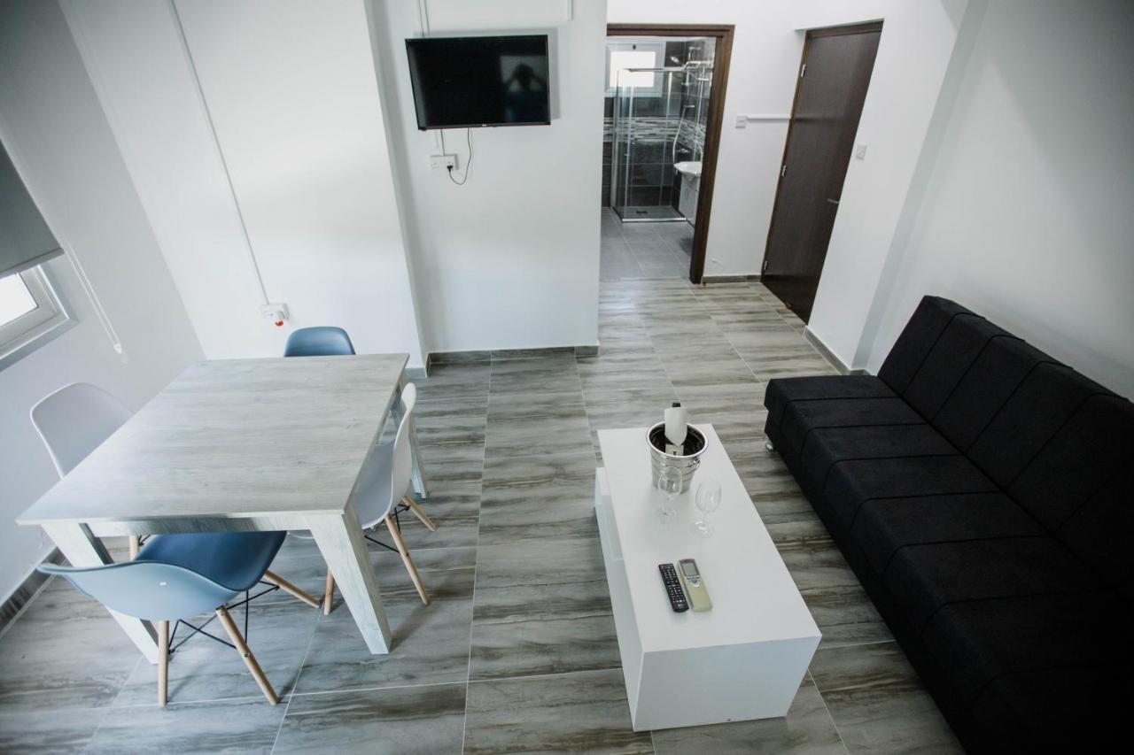 Twins Apartments Pyrgos Dış mekan fotoğraf